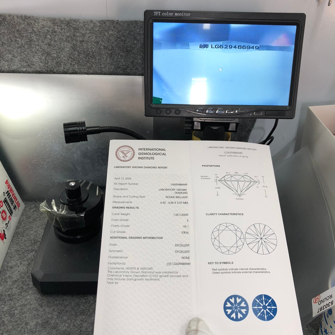 1.03 Carat Lab Grown Diamond VS1 E CVD N Ideal 2EX Synthetic Round Diamond IGI Certificate