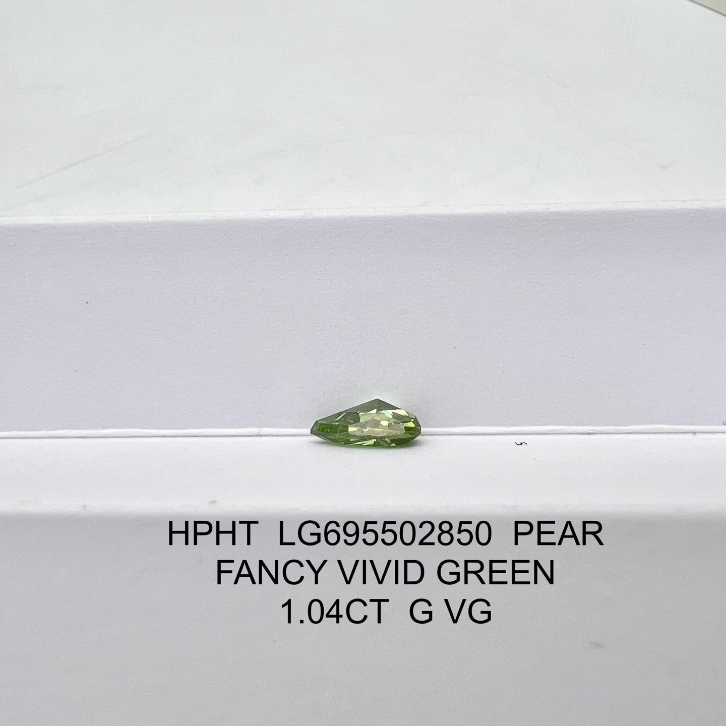 1.04 Carat Lab Grown Diamond Fancy Vivid Green Pear Shape VG Good IGI Certified HPHT