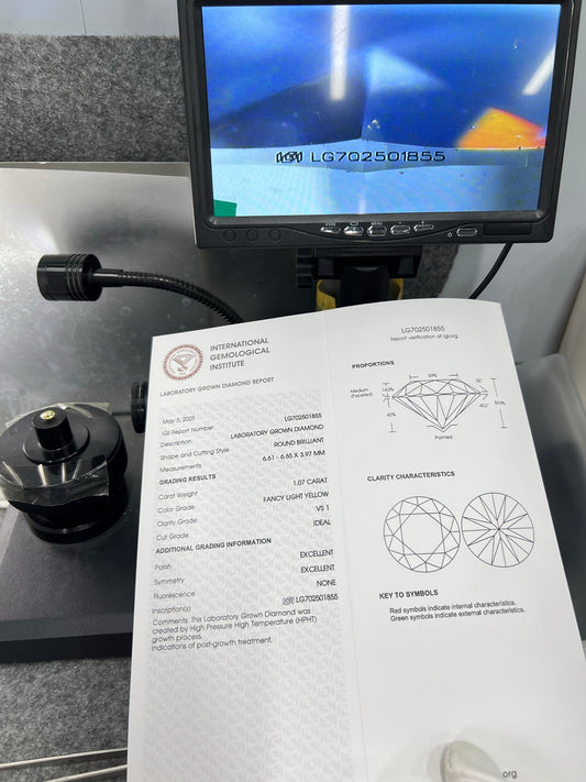 1.07 Carat ID 2EX HPHT Lab Grown Round Diamond Fancy Light Yellow VS1 IGI Certified