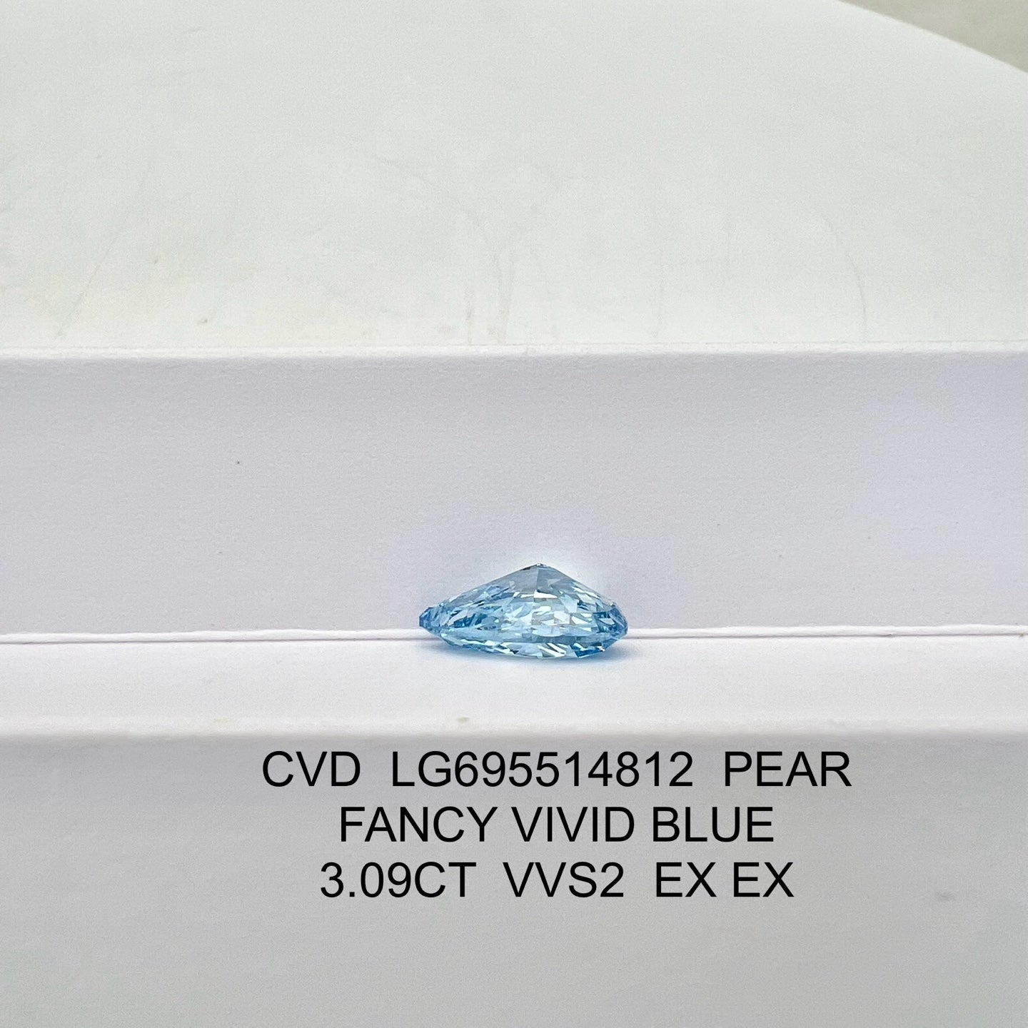 Diamant synthétique poire de 3,09 carats, cultivé en laboratoire, bleu vif fantaisie VVS2 CVD 2EX