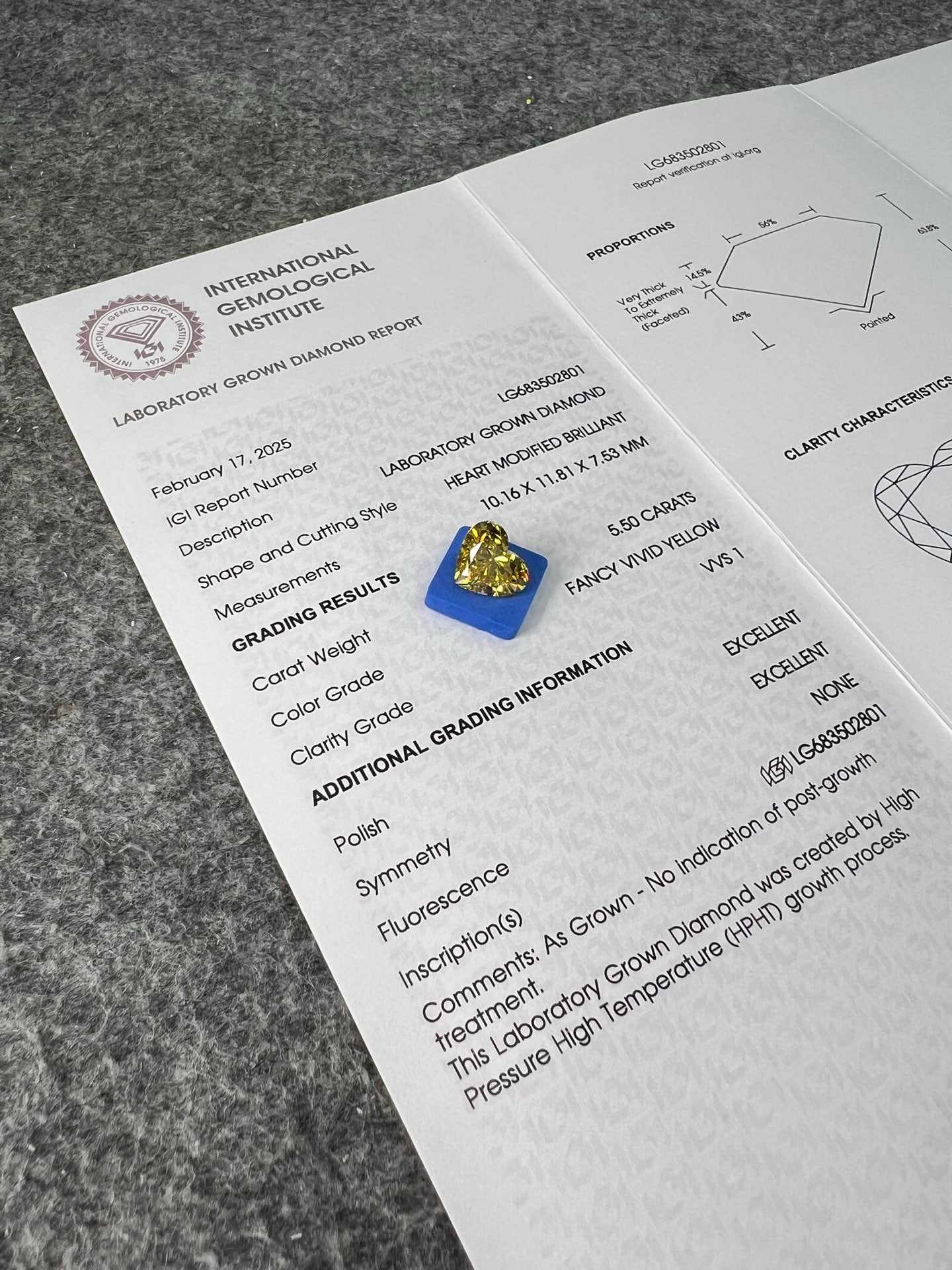 Diamant cœur de 5,50 carats, cultivé en laboratoire, couleur jaune vif fantaisie VVS1 2EX HPHT