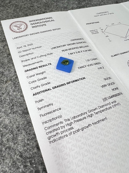 Diamant poire de 1,01 carat, cultivé en laboratoire, vert vif fantaisie VVS2 HPHT 