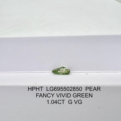 1.04 Carat Lab Grown Diamond Fancy Vivid Green Pear Shape VG Good IGI Certified HPHT