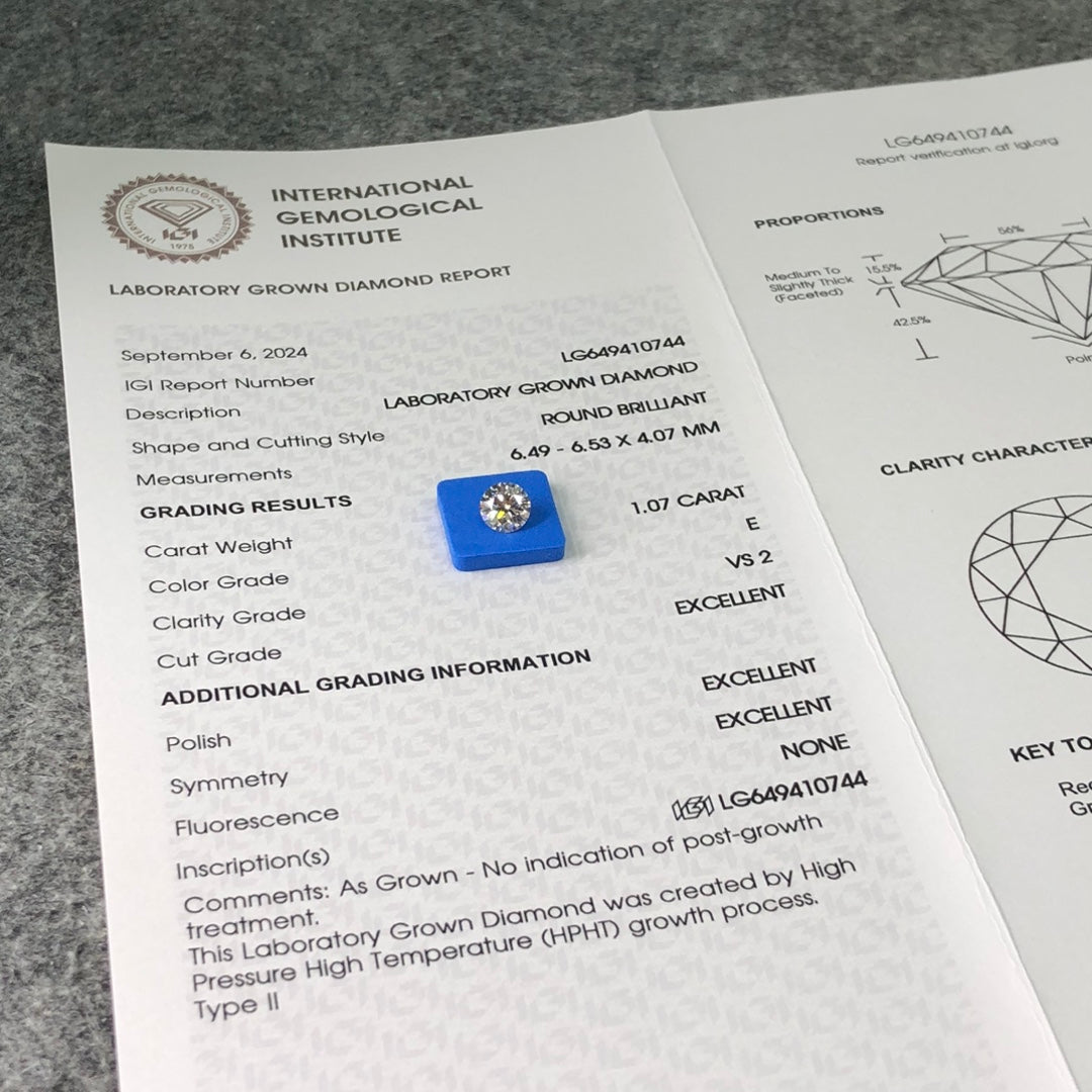 1.07 Carat Lab Grown Round Diamond VS2 IGI E HPHT 3Excellent Cut