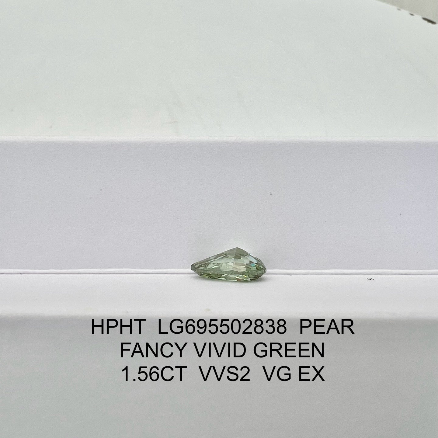 1.56 Carat Lab Grown Diamond Fancy Vivid Green Pear Shape VG EX VVS2 IGI Certified HPHT