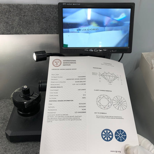 Diamant de laboratoire certifié IGI de 2,09 carats F VS2 ID 2EX CVD 