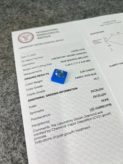 Diamant synthétique de 3,09 carats, taille poire, bleu vif fantaisie VS2 CVD 2EX 
