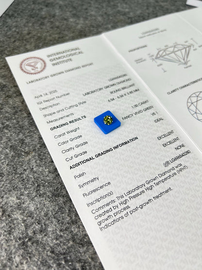 ID 2EX HPHT 1.00 Carat Lab Grown Round Diamond Fancy Vivid Green VS1 IGI Certified